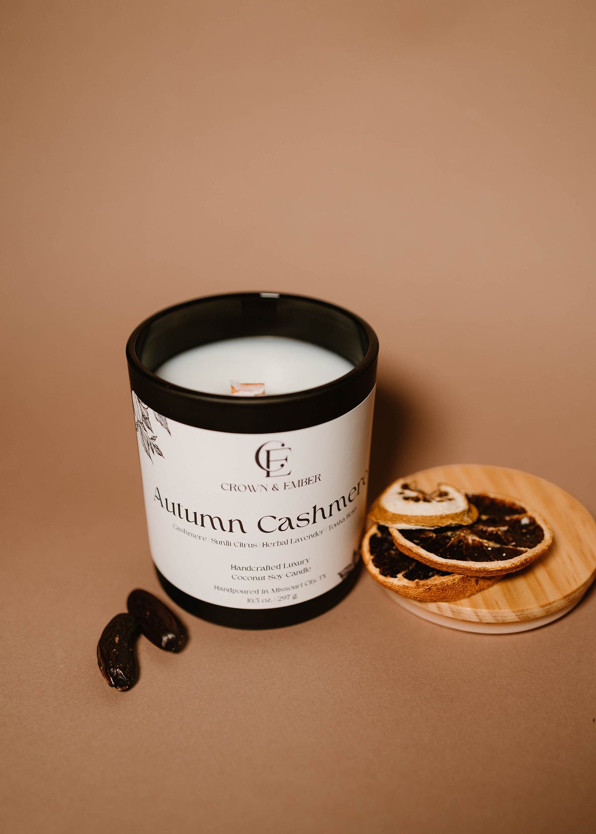 10.5-ounce Coconut-Soy Candle_Autumn Cashmere